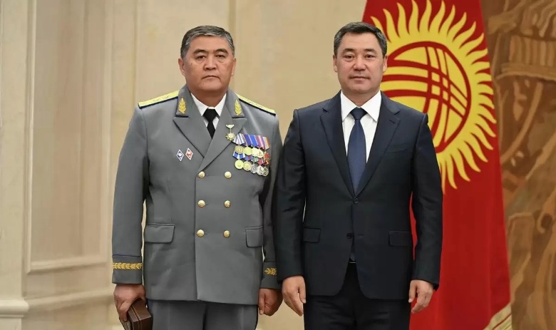 Сохранение единства или упреждающий удар?